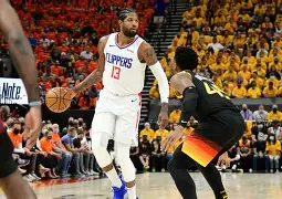 九游体育-快船球星三分绝杀，全场观众热烈欢呼，正在开发更新或者.的简单介绍