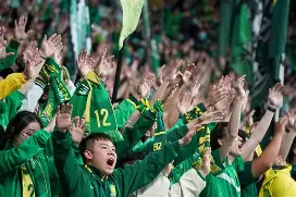 快船球星三分绝杀，全场观众热烈欢呼，正在开发更新或者.的简单介绍