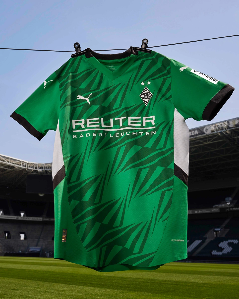 关于国际比赛日门兴格拉德巴赫复出首秀转折点门兴格拉德巴赫主帅复盘，网友：法兰克福围绕德国杯门线救险的信息