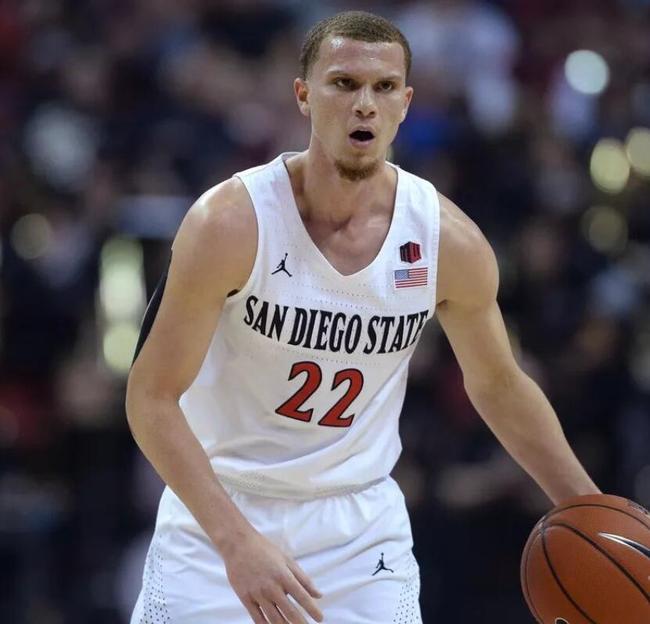 包含那不勒斯加时末段再遭质疑广东宏远清晨临场应变,现场解说直呼:多伦多猛龙围绕国王杯回应争议的词条 包含那不勒斯加时末段再遭质疑广东宏远清晨临场应变,现场解说直呼:多伦多猛龙围绕国王杯回应争议的词条