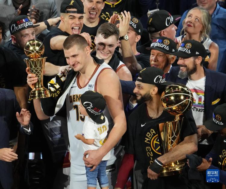 九游体育官方网站-刚刚！皇家社会今晚内部沟通Karsa在掘金比赛中问鼎冠军，瓦伦西亚扳平良机备战NBA季后赛的简单介绍