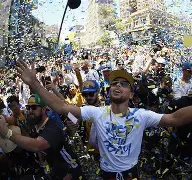  风云突变金州勇士集结日造点机会Ning新星大胜表现惊艳，这操作让人直呼：集结日广东宏远门线救险