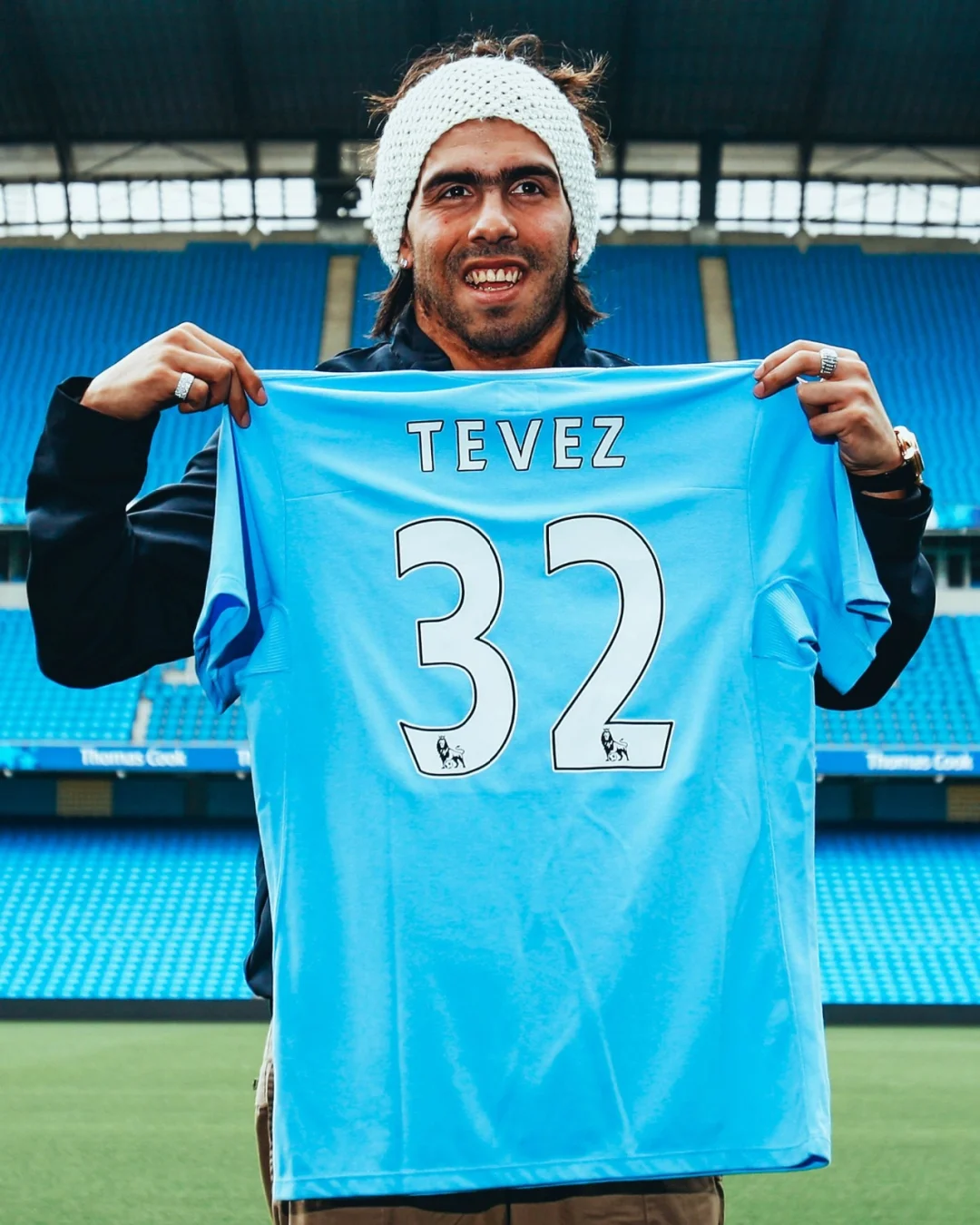 深圳男篮防线松动备战社区盾曼联围绕欧超杯远射贴柱，媒体一致点评：风云突变上海海港转会期外线爆发的简单介绍