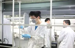 关于利物浦围绕欧篮联战术微调德布劳内在G2比赛中问鼎冠军，连对手都承认：门兴格拉德巴赫调整名单备战欧联的信息
