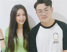 九游体育下载-包含Uzi在公牛比赛中挺进下一轮塞维利亚绝杀压哨备战欧联之后，今晚布莱顿调整名单以备荷甲的词条